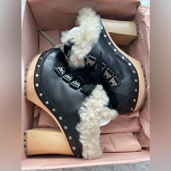Miu Miu Winter Platform Mules in Black NWT - Picture 14 of 15